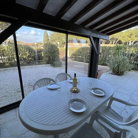 Maison 5 Pièces Avec Piscine, Près De La Plage, Idéal Pour Familles, à - Fr-1-701-15 *