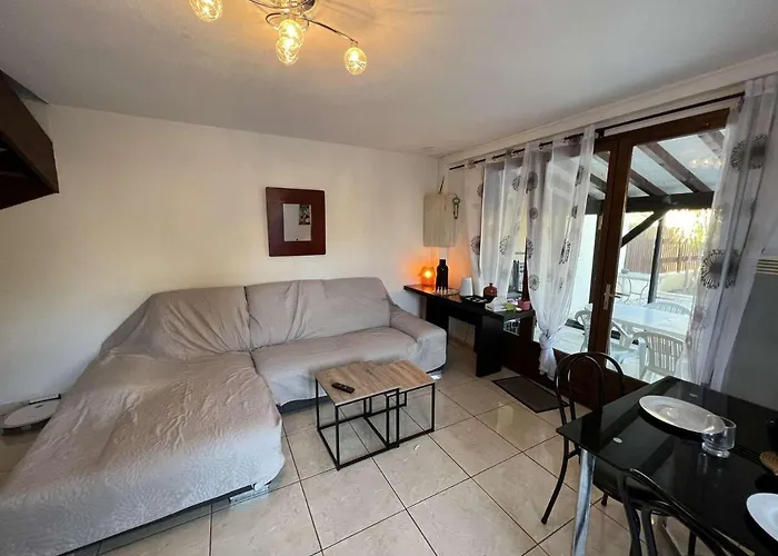Maison 5 Pieces Avec Piscine, Pres De La Plage, Ideal Pour Familles, A - Fr-1-701-15 Nyaraló Vendres